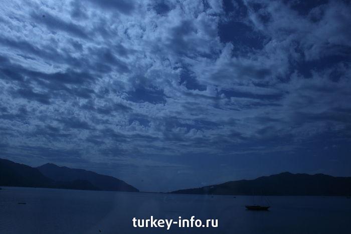 CLOUDS SAY;)WELCOME TO MARMARIS
