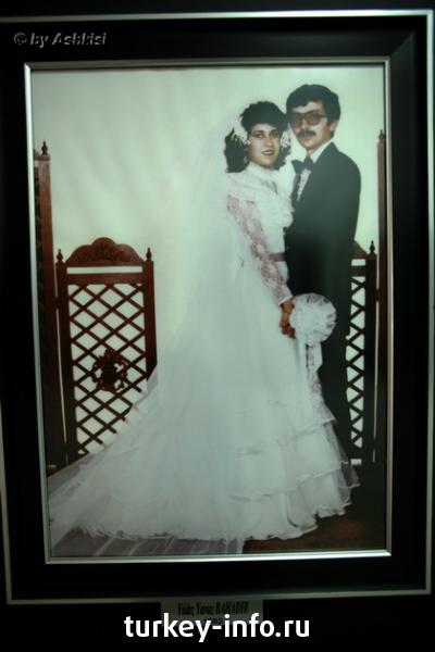 Вот такие турецкие женихи и невесты были в 1982 году :)