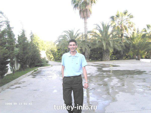 Aydin Eryucel - альфонс и онанист в WEB-камеру